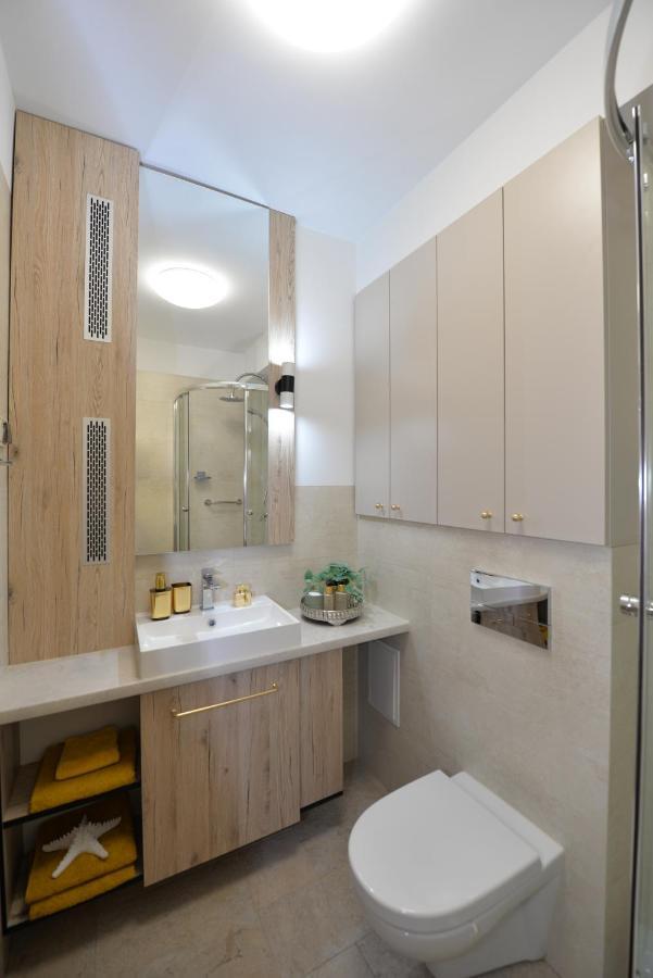 Apartament Na Fali Szczecin Exterior photo